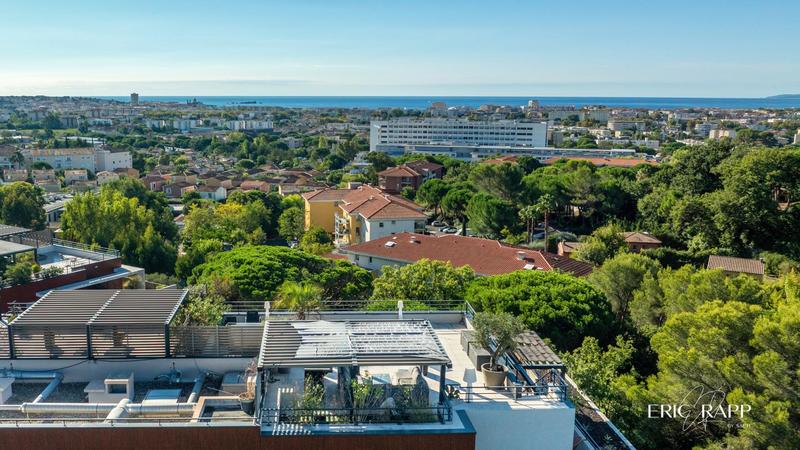 Appartement - 103 m² - 4 pièces