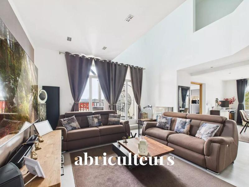 Duplex - 162 m² - 6 pièces