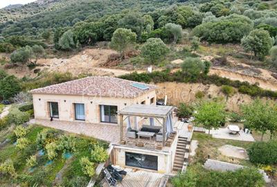 Maison - 149 m² - 4 pièces