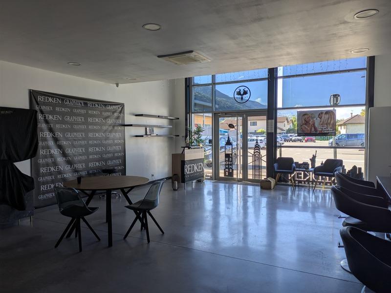 Local commercial - 100 m² - 1 pièce