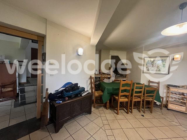 Maison - 320 m² - 12 pièces