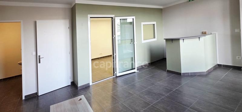 Local commercial - 41 m² - 2 pièces