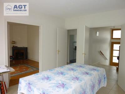 Appartement - 155 m² - 7 pièces