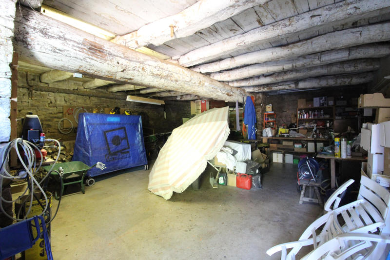 Propriété - 226 m² - 6 pièces