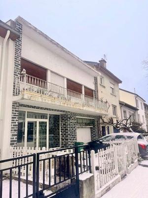 Maison - 160 m² - 4 pièces