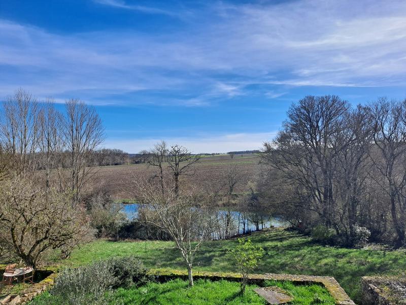 Maison - 430 m² - 12 pièces