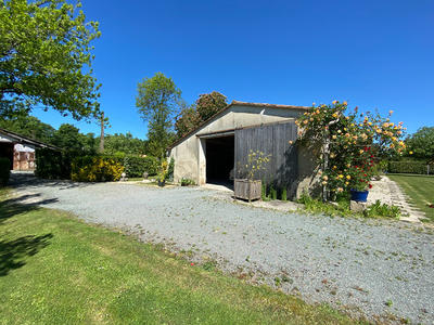 Maison - 534 m² - 12 pièces