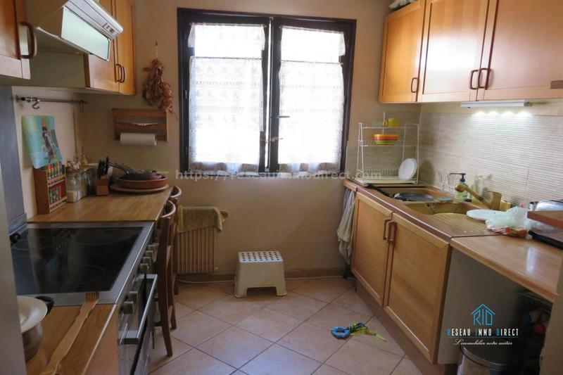 Appartement - 98 m² - 5 pièces