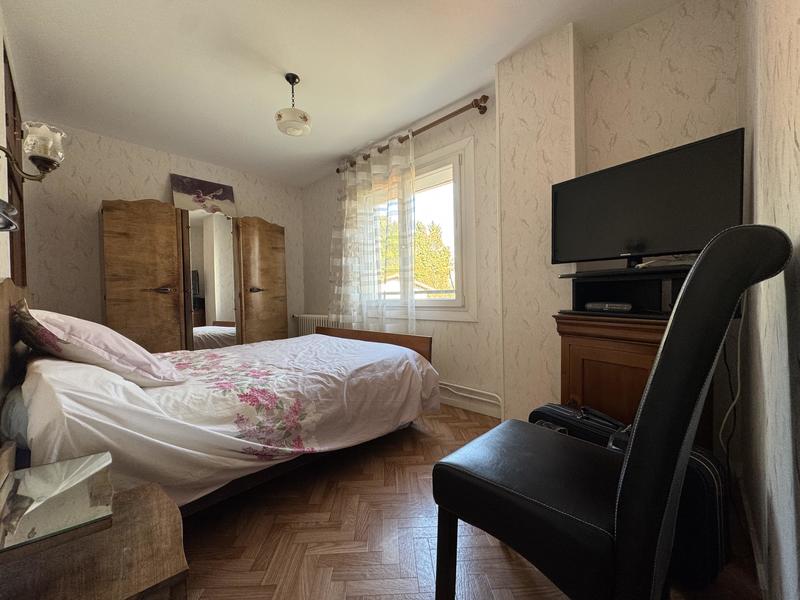 Maison - 95 m² - 5 pièces