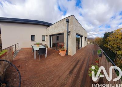 Maison - 133 m² - 7 pièces