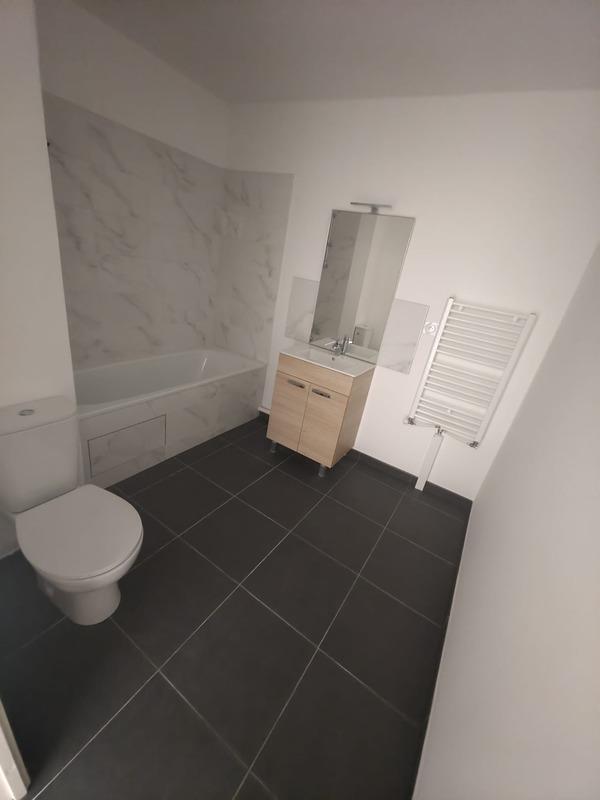 Appartement - 92 m² - 4 pièces