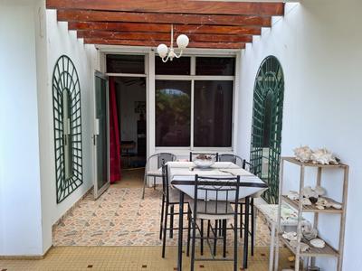 Maison - 145 m² - 6 pièces