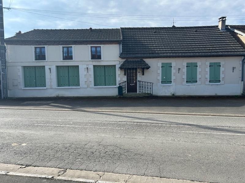 Maison - 230 m² - 10 pièces