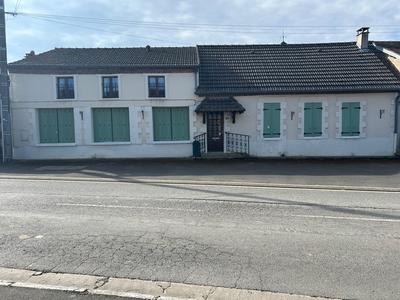 Maison - 230 m² - 10 pièces