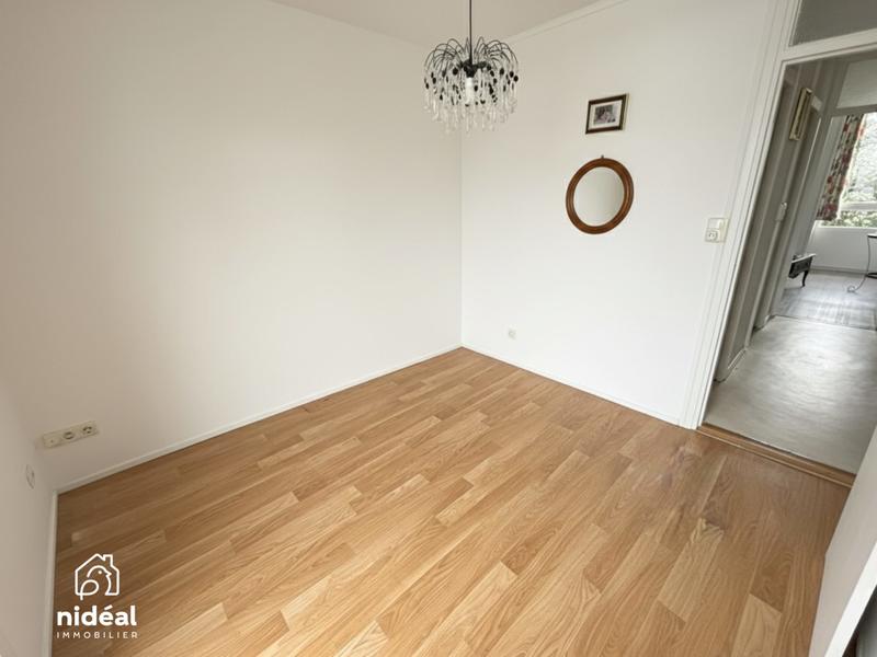 Appartement - 80 m² - 5 pièces