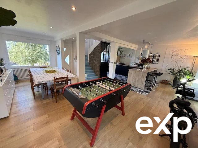 Maison - 127 m² - 5 pièces