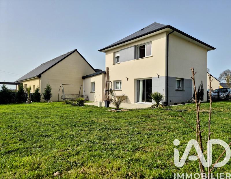 Maison - 99 m² - 5 pièces