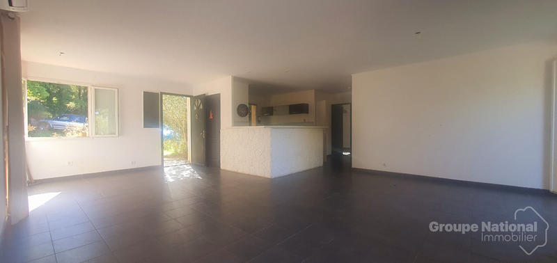 Maison - 147 m² - 6 pièces