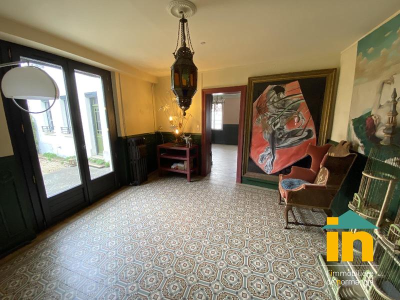 Maison de ville - 255 m² - 11 pièces