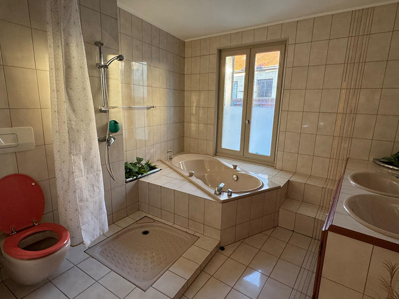 Appartement - 106 m² - 5 pièces