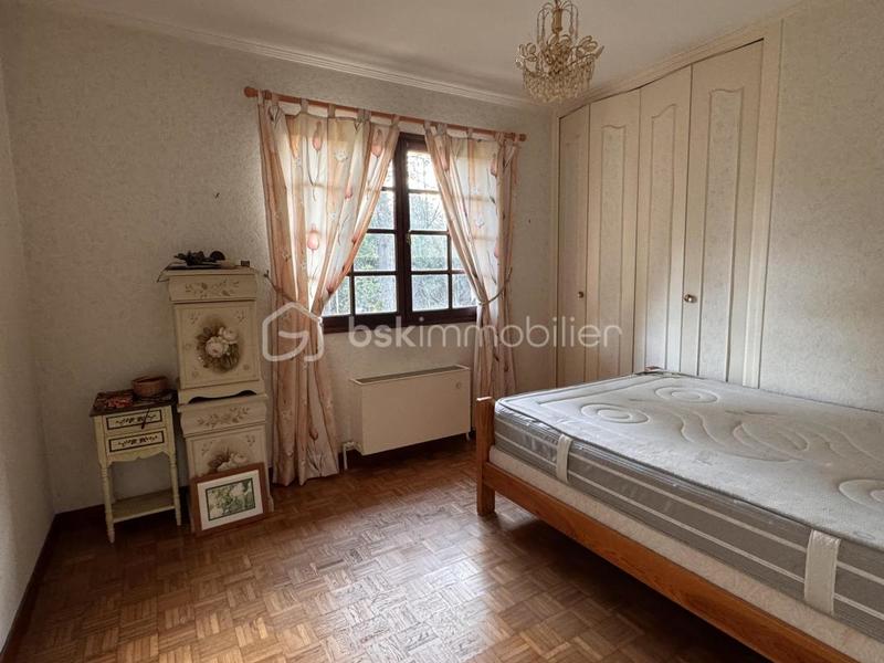 Maison traditionnelle - 140 m² - 5 pièces