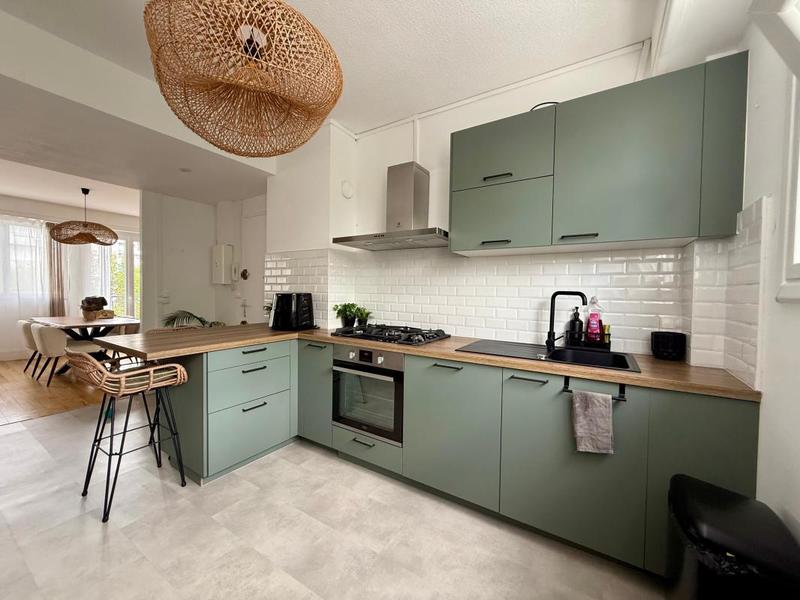 Appartement - 94 m² - 4 pièces