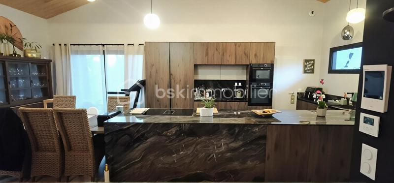 Maison - 128 m² - 5 pièces