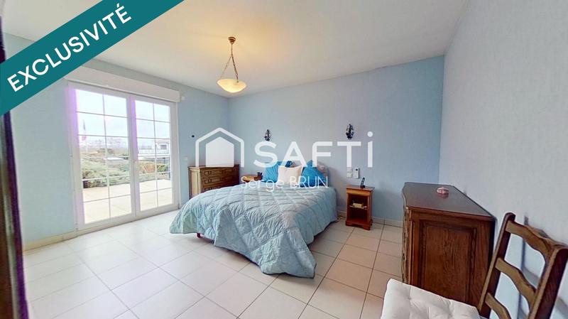 Maison - 488 m² - 8 pièces