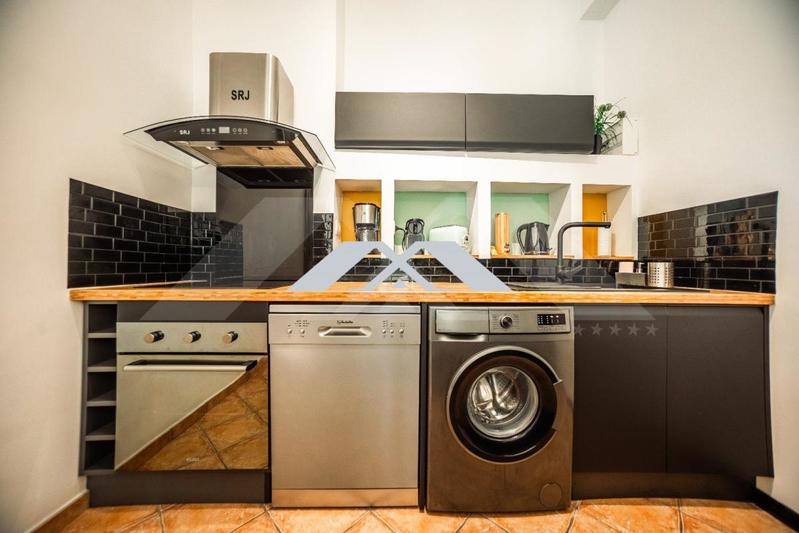 Villa - 211 m² - 7 pièces