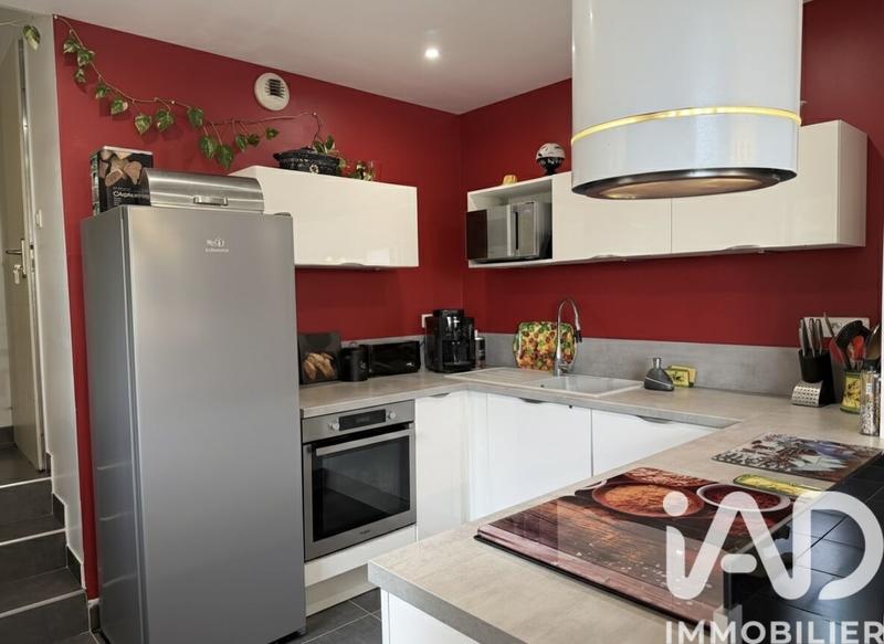 Maison - 92 m² - 5 pièces