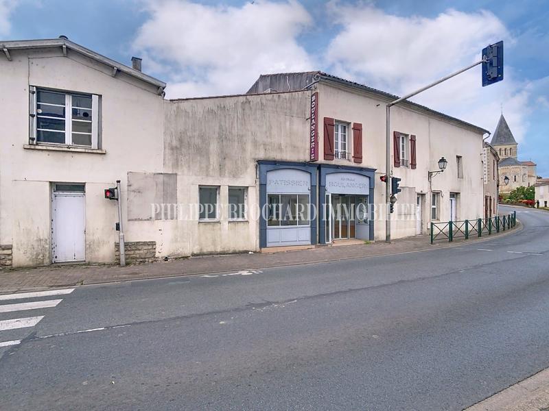 Local d'activités - 104 m²