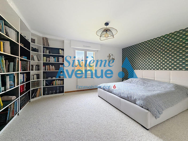 Maison - 152 m² - 6 pièces