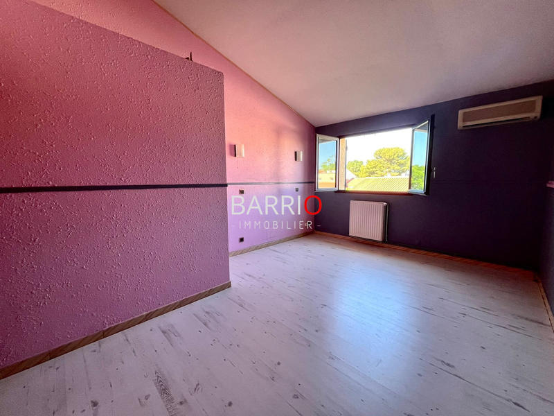 Villa - 217 m² - 11 pièces