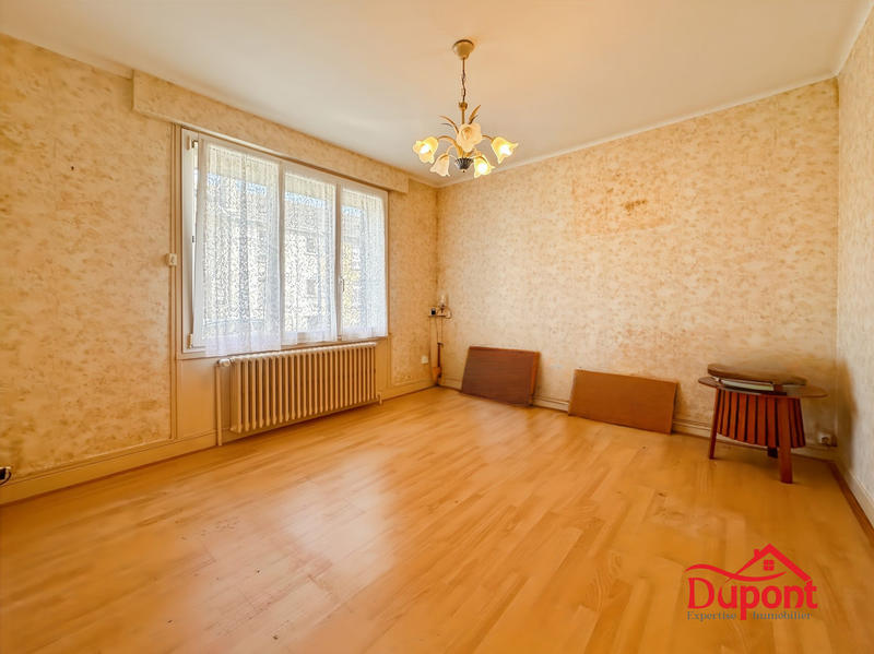 Maison - 99 m² - 5 pièces