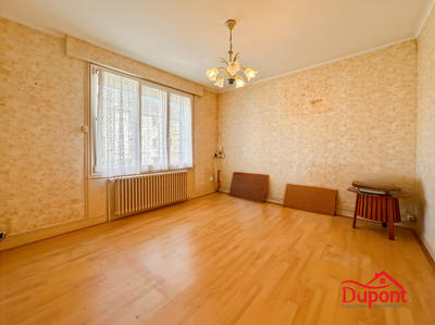 Maison - 99 m² - 5 pièces