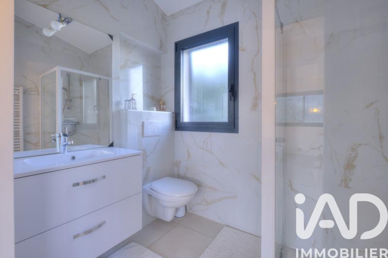 Maison de maîtres - 360 m² - 10 pièces