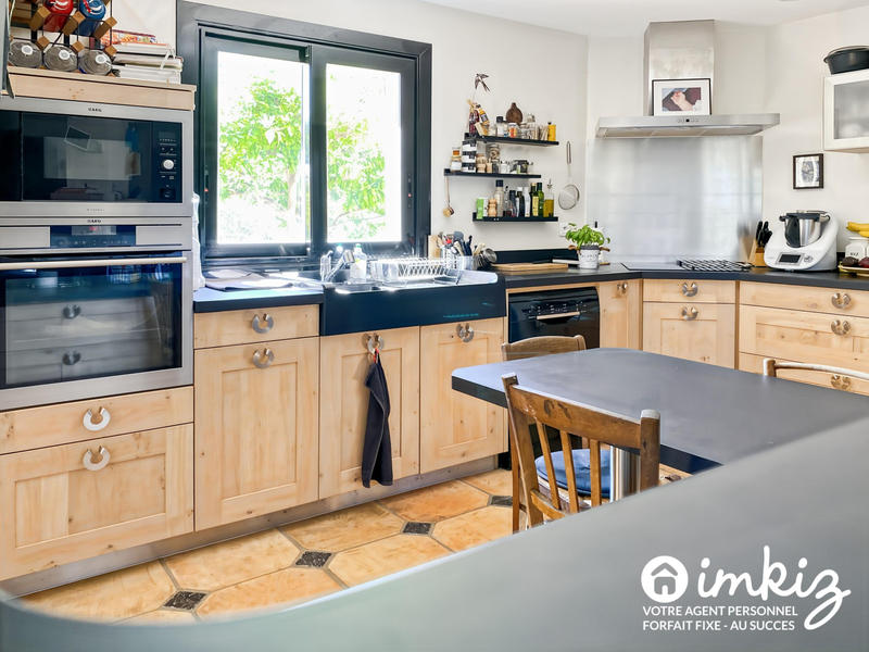 Maison - 197 m² - 7 pièces