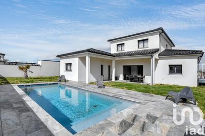 Maison - 153 m² - 6 pièces