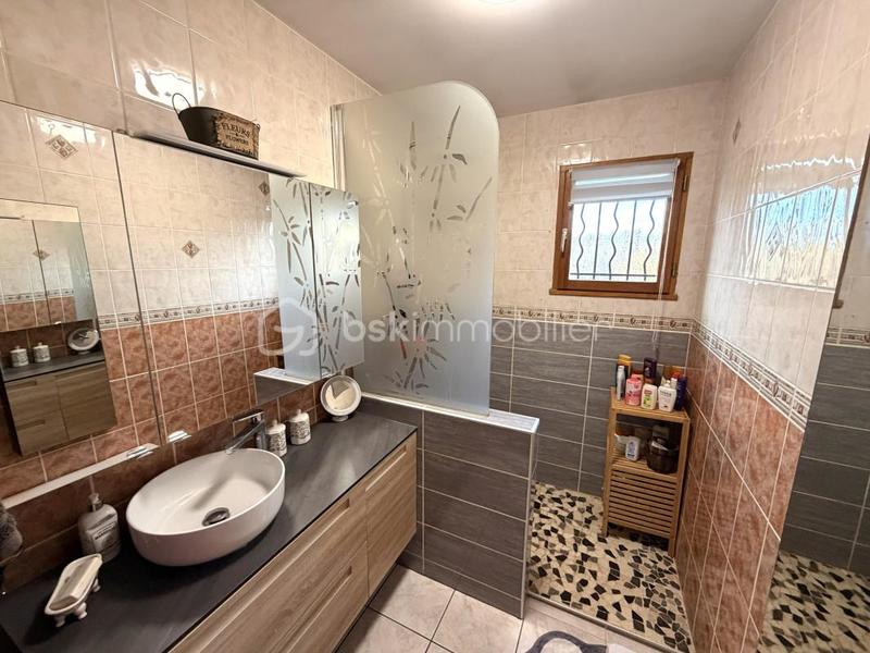 Maison traditionnelle - 118 m² - 5 pièces