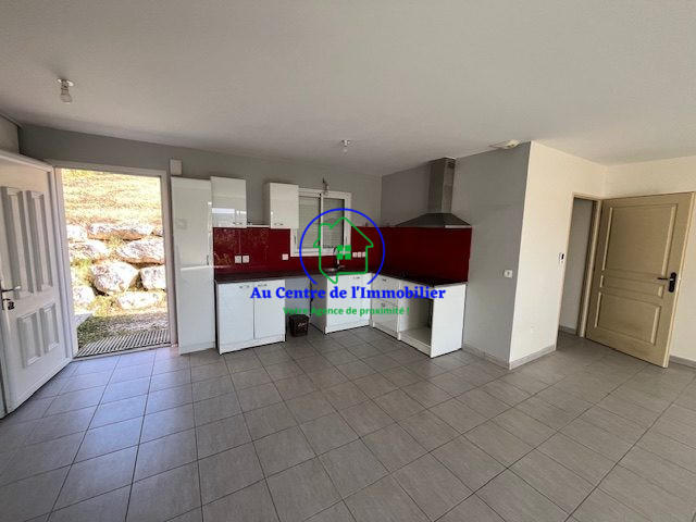 Maison - 92 m² - 5 pièces