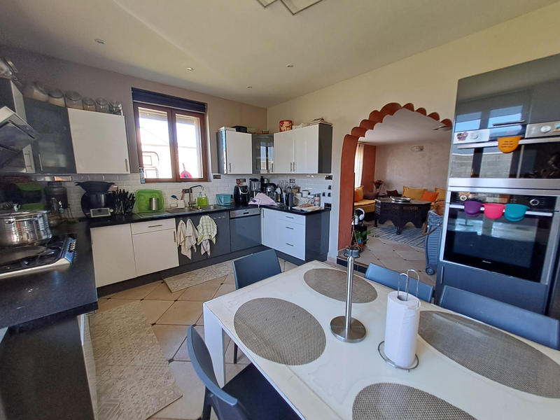 Maison - 170 m² - 7 pièces