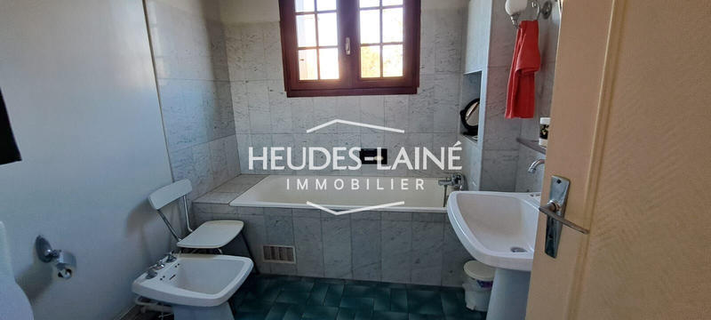 Maison - 196 m² - 8 pièces