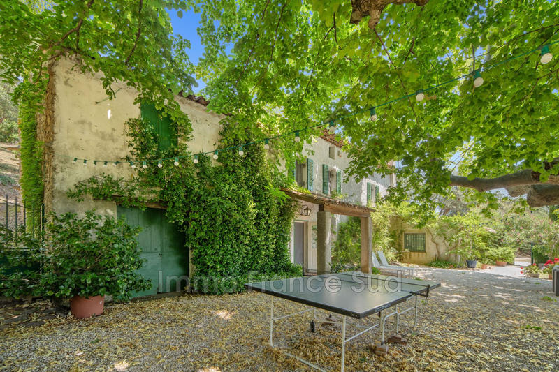 Bergerie - 228 m² - 9 pièces