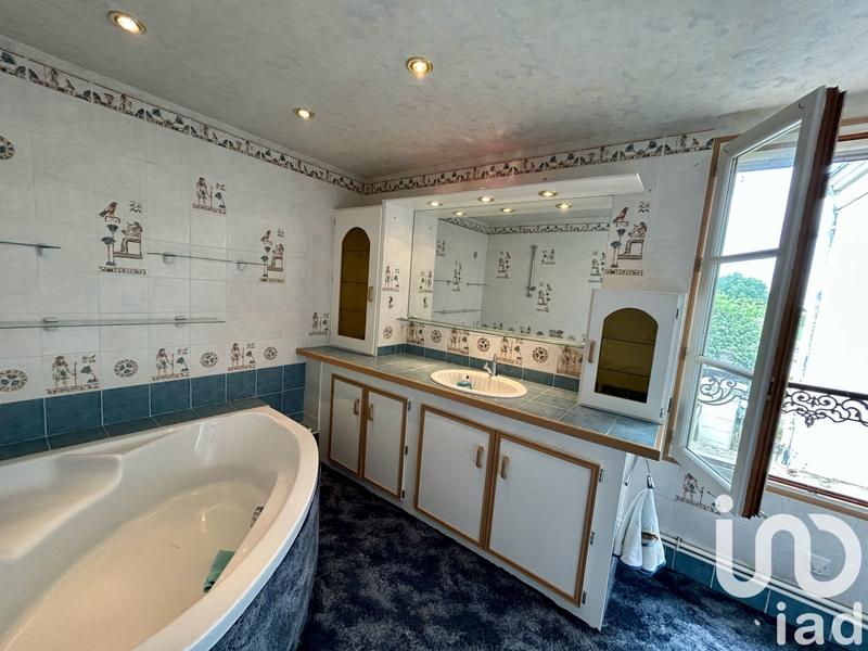 Maison de village - 212 m² - 5 pièces