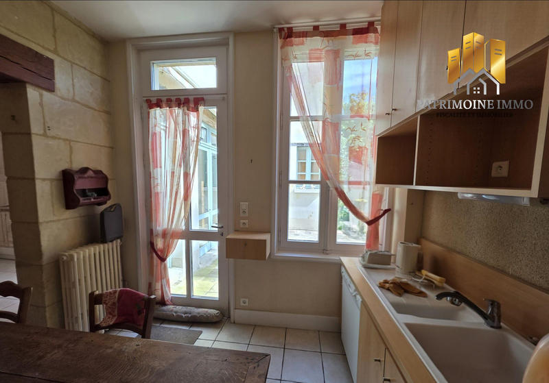 Maison - 300 m² - 10 pièces