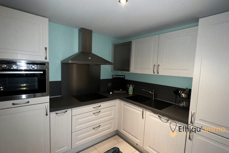 Maison - 500 m² - 6 pièces