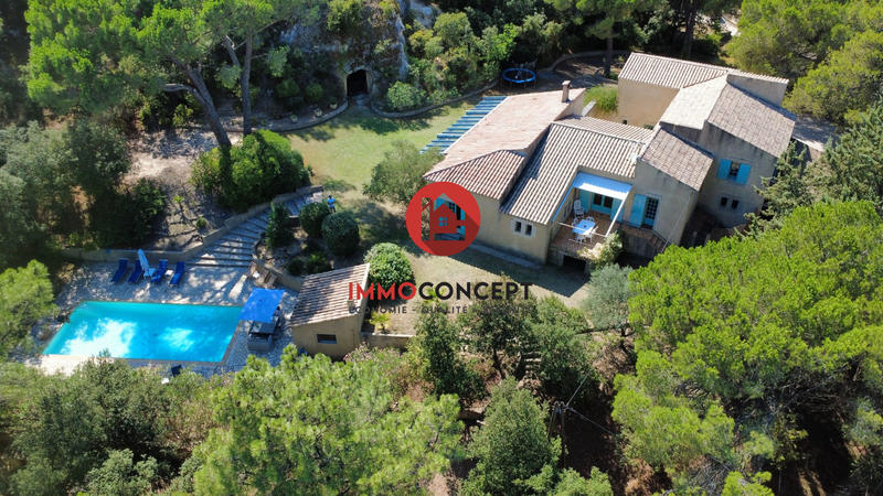 Villa - 265 m² - 8 pièces