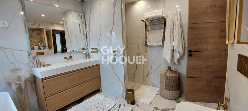 Maison - 138 m² - 6 pièces