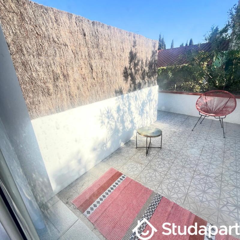 Chambre - 13 m² - 1 pièce