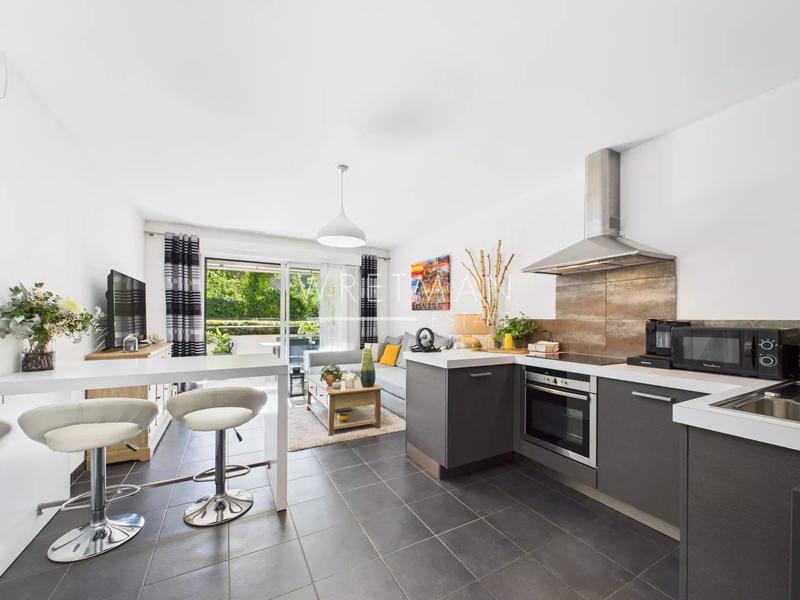 Appartement - 57 m² - 3 pièces